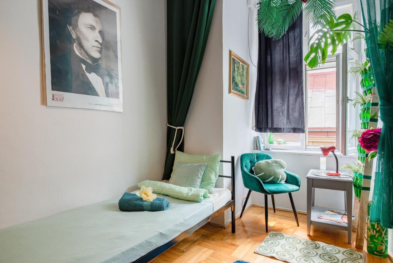 Kazimierz-Good Vibes Apartment For 7 People! Krakow Ngoại thất bức ảnh